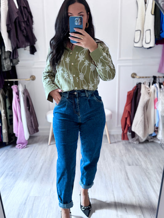 Chemise MaĂ«lle â Broderie florale raffinĂ©e