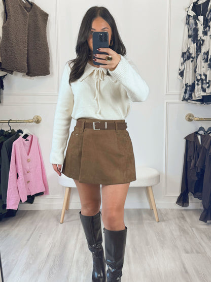 Pull Éloïse – Douceur écrue à col noué 🤍