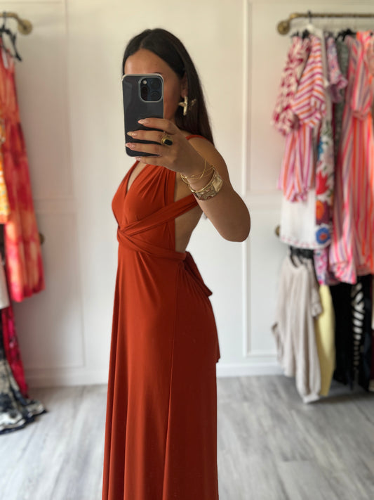 Robe Soraya– Longue & Multi-positions terracotta 🔥