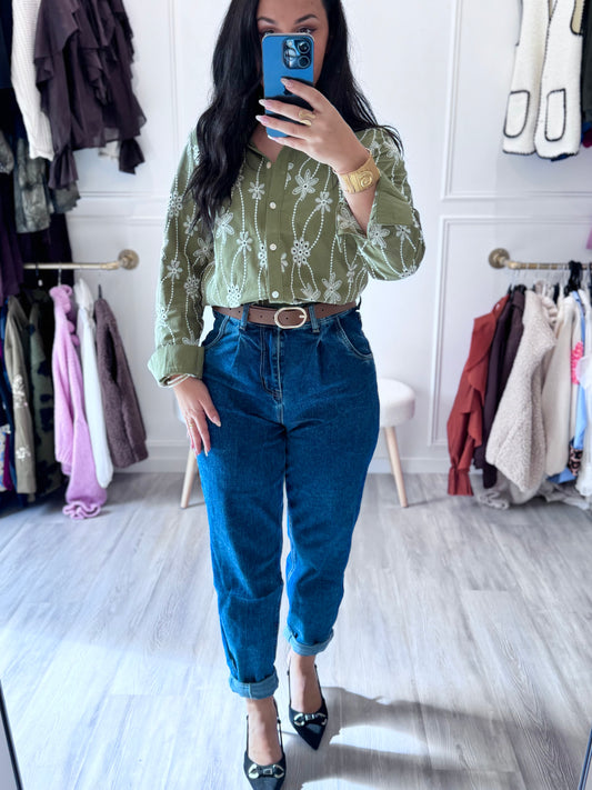 Chemise Maëlle – Broderie florale raffinée