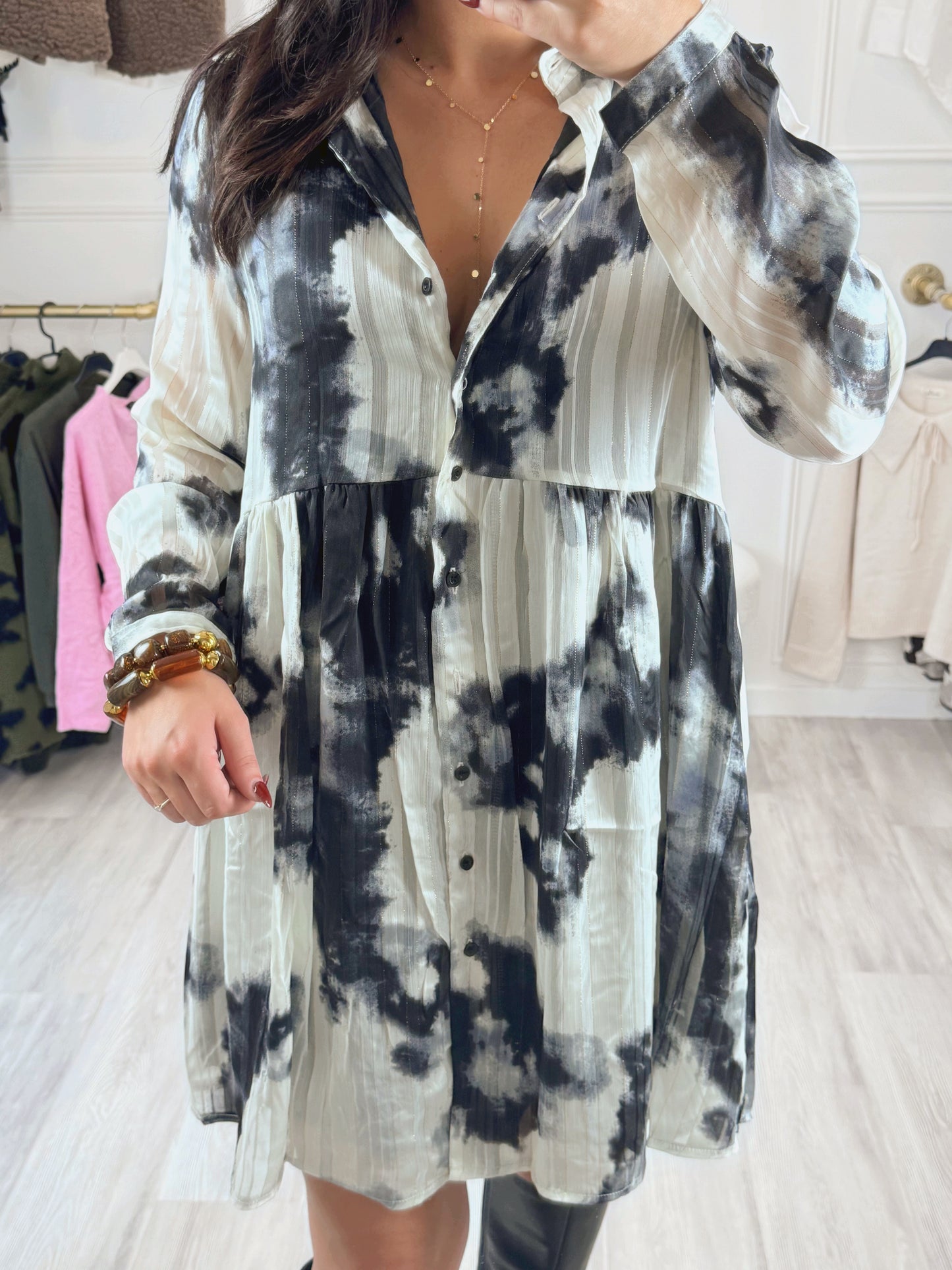 Robe Alana – Tye & Dye chic noir ivoire 🖤