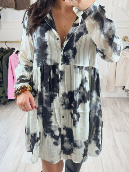 Robe Alana – Tye & Dye chic noir ivoire 🖤