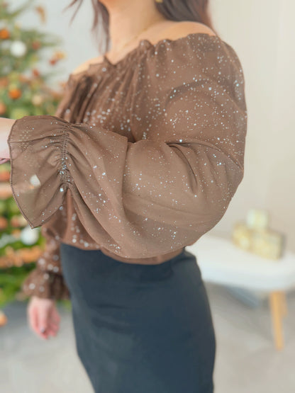 Mila – Top épaules dénudées pailleté ✨