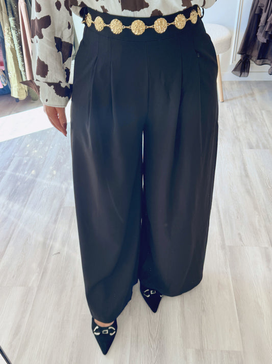 Pantalon Léna – Noir fluide + ceinture dorée offerte 🌟
