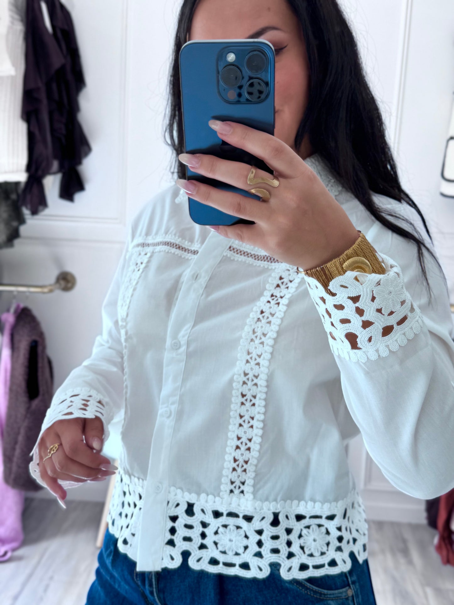 Blouse dentelle - Charme et délicatesse