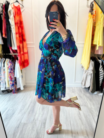 Juliette – Robe Bleu Nuit – L’élégance qui ne demande aucun effort
